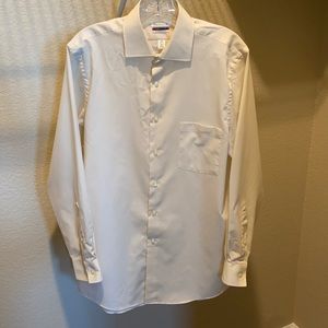 Van Heusen Men's Dress Shirt